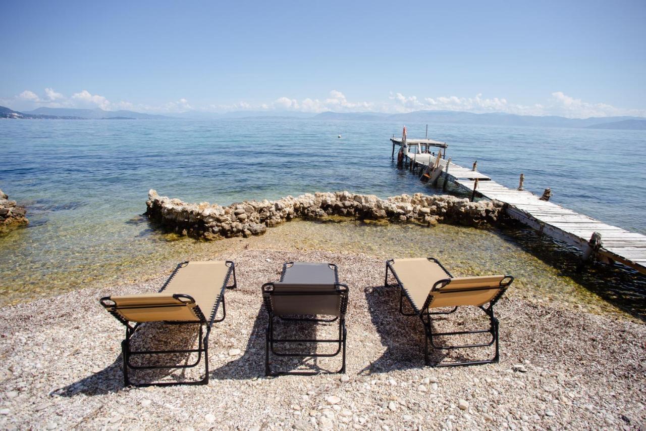 Kohyli Beachfront House Agia Pelagia Chlomou Extérieur photo