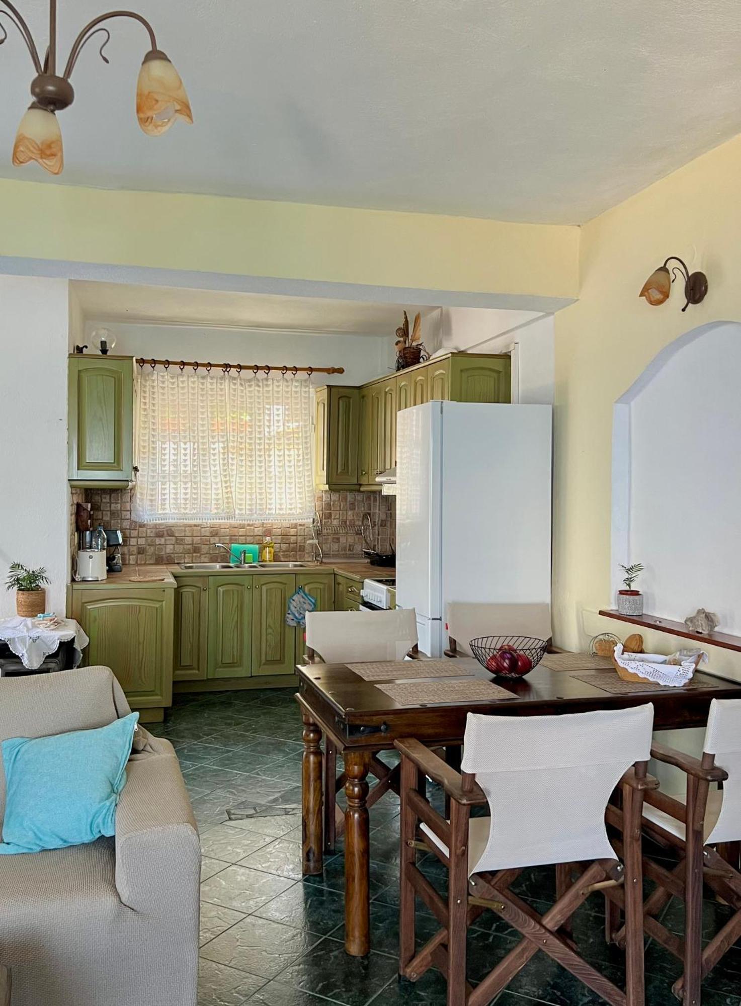Kohyli Beachfront House Agia Pelagia Chlomou Extérieur photo