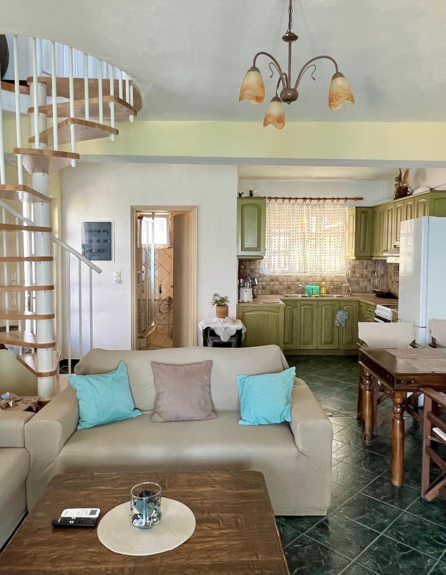 Kohyli Beachfront House Agia Pelagia Chlomou Extérieur photo